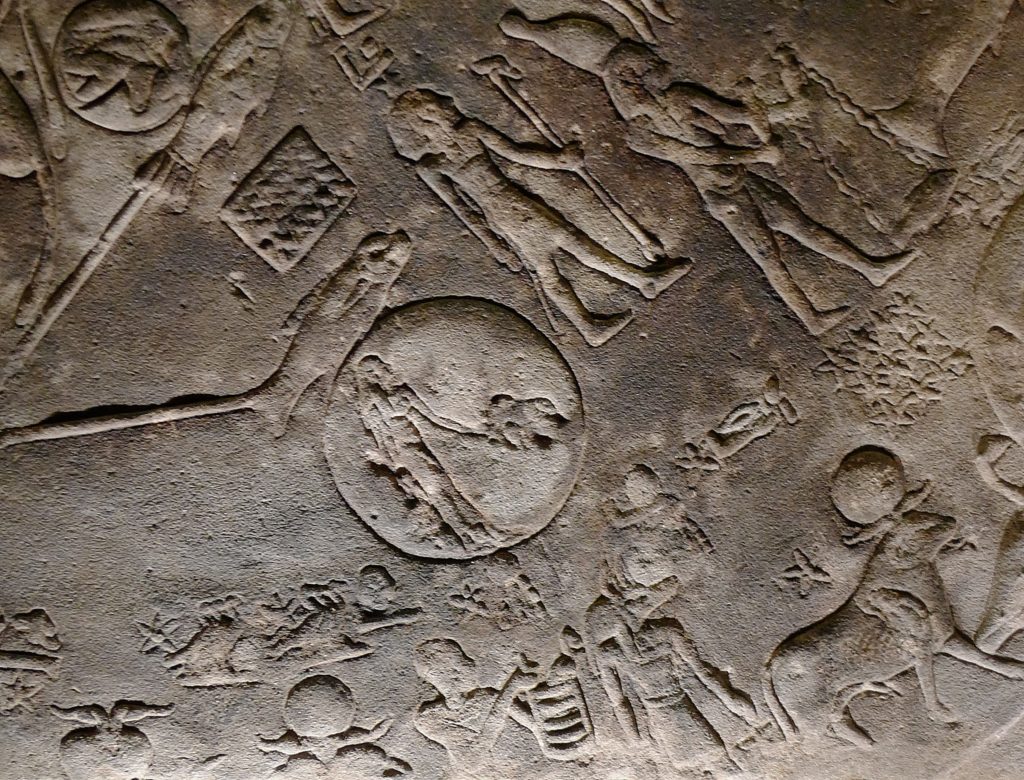 Imagen antigua de un horóscopo para un artículo de Vivir en Astrológico.