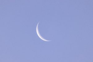 Foto de una Luna Nueva para un articulo de Vivir En Astrológico.