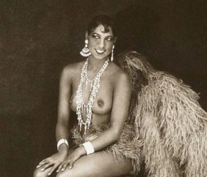 Foto de Josephine Baker para un artículo de Vivir En Astrológico.